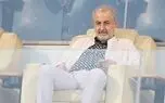 رضا درویش، مدیرعامل سابق پرسپولیس، در مراسمی با عصا حاضر شد