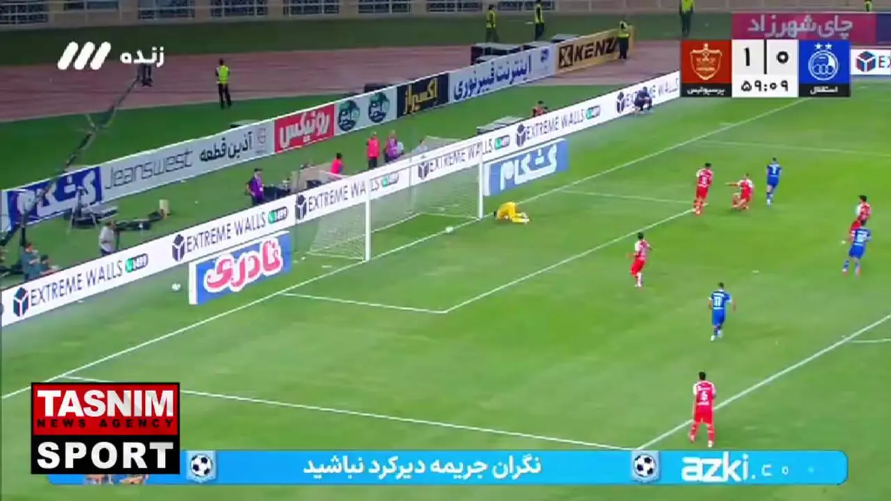 یاسر آسانی گل اول استقلال مقابل پرسپولیس را در دقیقه ۶۰ به ثمر رساند