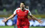 گل محمدمهدی محبی در آغاز بازی پرسپولیس مقابل استقلال
