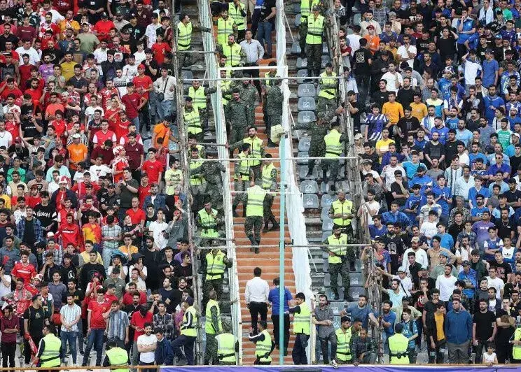 توزیع مساوی بلیت‌های دربی بین طرفداران استقلال و پرسپولیس در ورزشگاه نقش جهان
