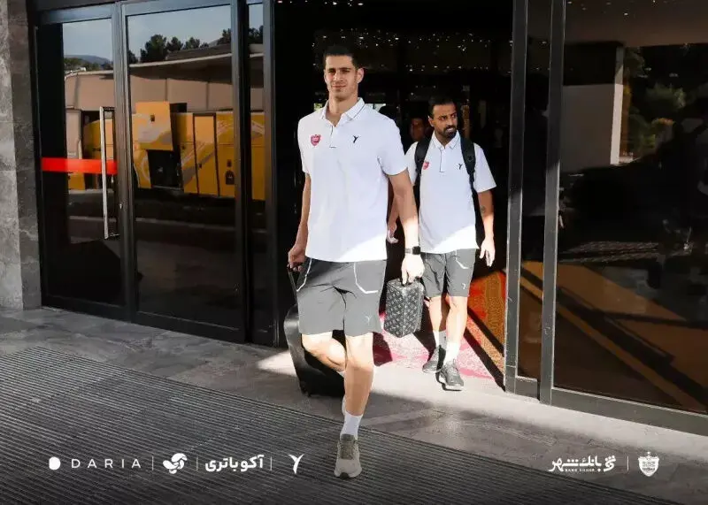پرسپولیس در هتل کوثر اصفهان مستقر شد قبل از نخستین دربی این شهر