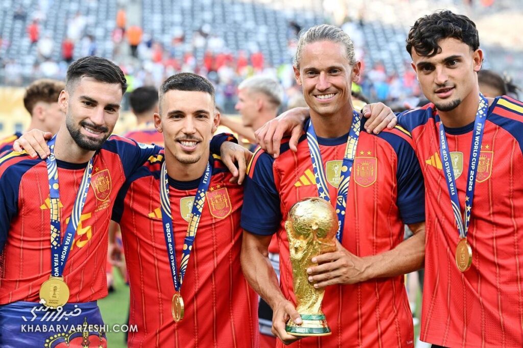 مارکوس یورنته پس از قهرمانی تیم ملی اسپانیا در جام جهانی 2026 از عرصه ملی خداحافظی کرد