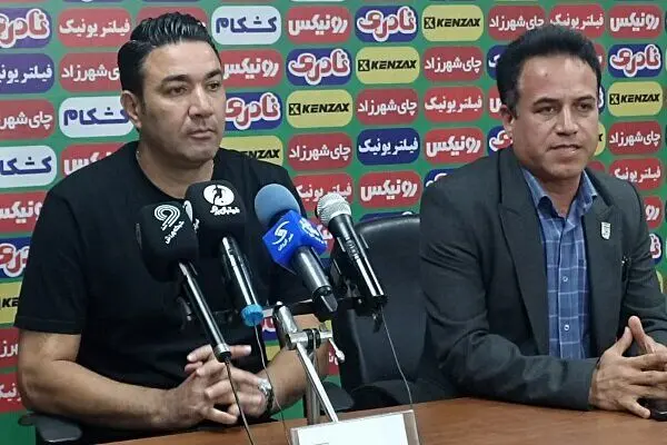 نکونام نسبت به پایان زودهنگام بازی تراکتور مقابل شمس آذر انتقاد کرد
